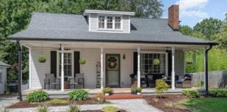 1941 farmhouse for sale in Eden, NC.