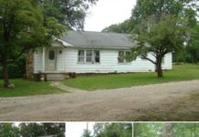 43-Acre Farmhouse in Mountain View, Missouri