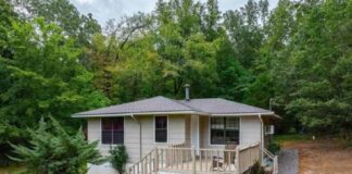 2BR Home on 5 Acres – Thida, AR