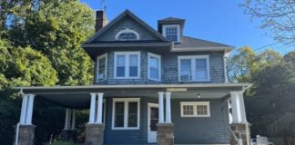 Income-Producing Duplex with Strong Cash Flow Potential in Edgewater Park