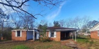 Affordable Fixer-Upper Offering Strong Investment Potential and Room for Value-Add Improvements