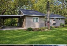 Mississippi River Cabin Retreat Offering Scenic Waterfront Views, Peaceful Surroundings & Relaxed Riverfront Living