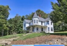 Nice Woodwork! And an Attached Greenhouse?! Circa 1875 in Ohio — $250K