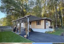 Peaceful Living in Sebring Estates