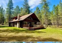 Cozy Rustic Cabin Retreat with 20 Acres to Explore