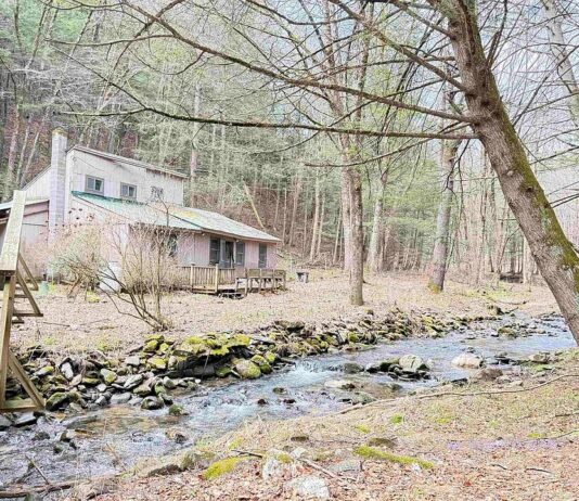 Vermont Brookside Cottage Opportunity – $83,200