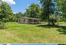 3 beds 2 baths 1,040 sqft