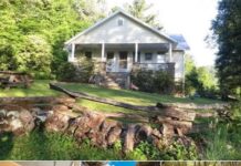 Mountain cottage in North Carolina! Furnished! Over five acres! $249,900