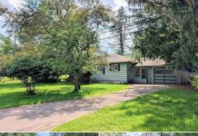 3 beds 1 baths 1,170 sqft