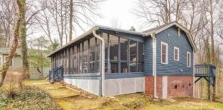 Nice screened in porch! Mountain house in North Carolina. C. 1940. $275,000