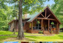 Secluded 16-Acre Log Home Retreat in Poplar Bluff
