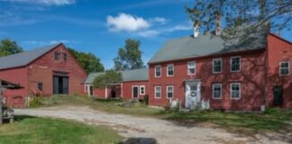 Vintage Farmhouse Haven for Horses and Homesteading